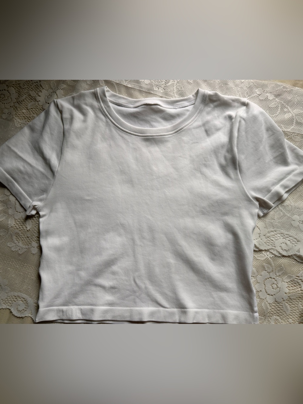 OQQ cropped ribbed tee Classic White Crew Neck XL NWOT
